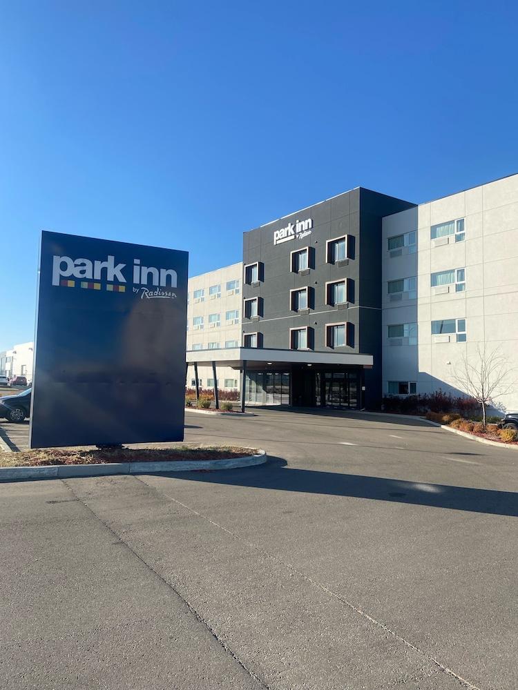 Park Inn By Radisson Edmonton Airport Leduc Eksteriør billede
