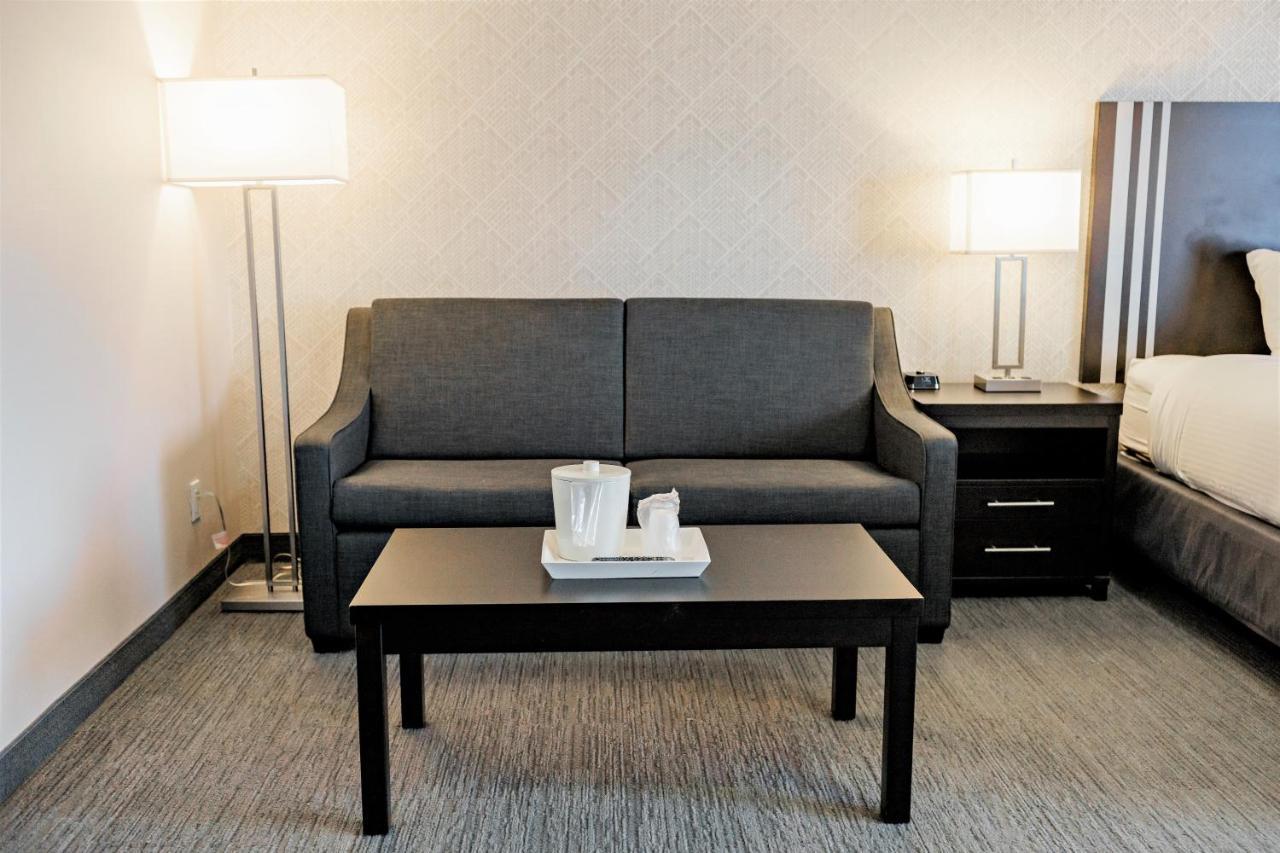 Park Inn By Radisson Edmonton Airport Leduc Eksteriør billede