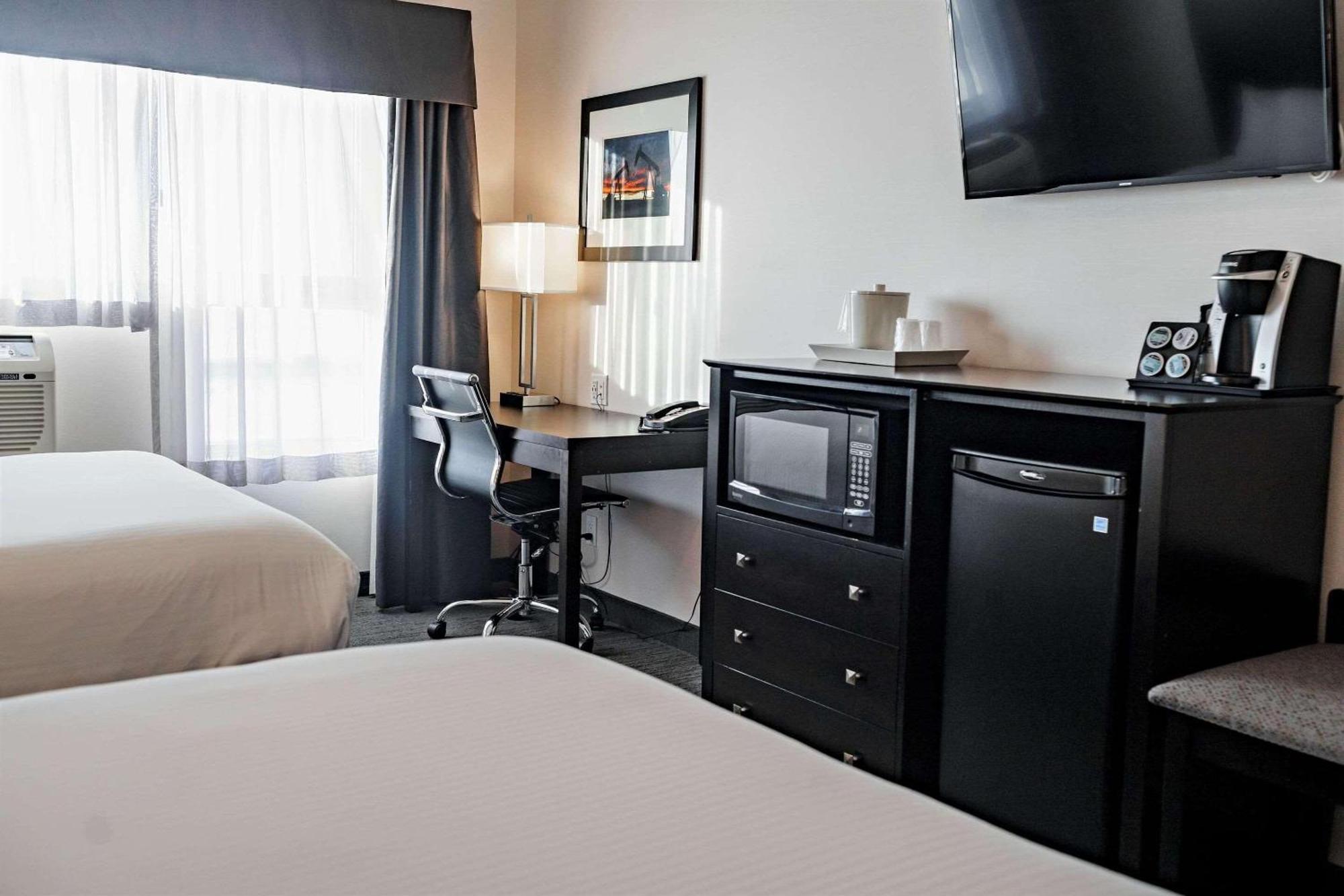 Park Inn By Radisson Edmonton Airport Leduc Eksteriør billede